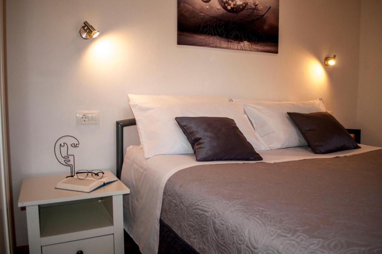 Apartment Rosa 2 Rovinj Eksteriør billede